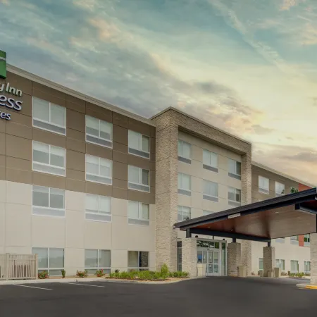 Holiday Inn Express & Suites KING GEORGE - DAHLGREN by IHG
