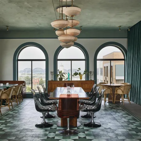 Hotel Genevieve