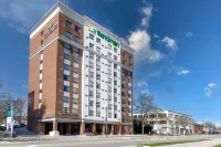 Sandman Hotel & Suites London Downtown - Pet friendly