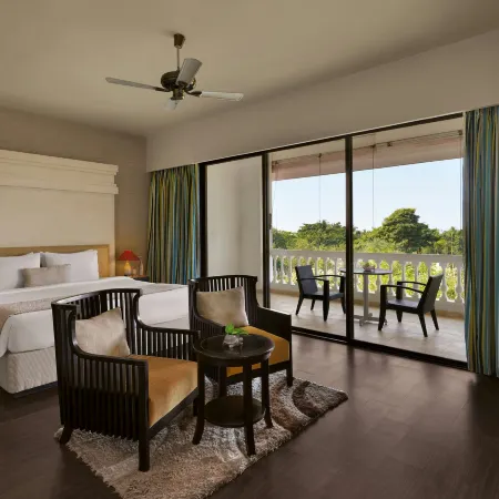 Blue Ocean The Fern Resort & Spa Ganpatipule, Series by Marriott