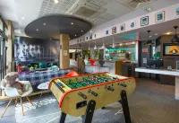 B&B Hotel Chartres Centre Cathédrale 3 étoiles - Pet friendly