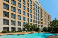 DoubleTree by Hilton Atlanta Airport - Pools
