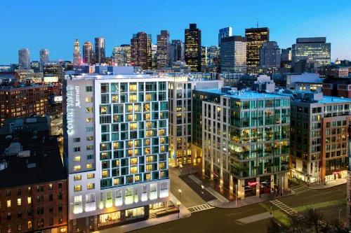 Courtyard by Marriott Boston Downtown/North Station - 3 ดาว