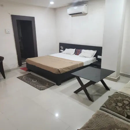 HOTEL SAI KRIPA