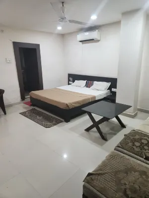 HOTEL SAI KRIPA - Bintang 2