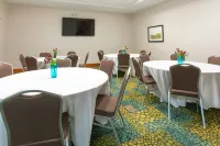 Hampton Inn Palatka - Pools