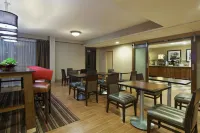 Hampton Inn Raleigh/Cary - parking