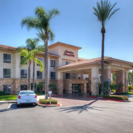 Hampton Inn & Suites Ontario