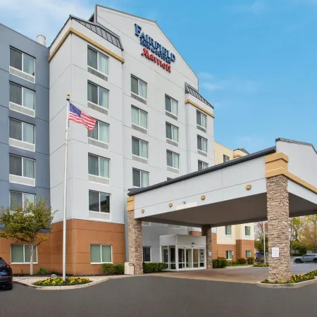 Fairfield Inn & Suites by Marriott Lexington North