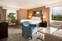 DoubleTree by Hilton Laurel - bars