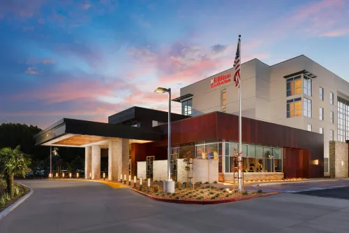 Hilton Garden Inn Sunnyvale - bar