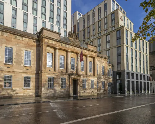 Clayton Hotel Glasgow City Hotels near Burrell Collection