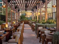 1 Hotel Austin Hotels near Walter Beach