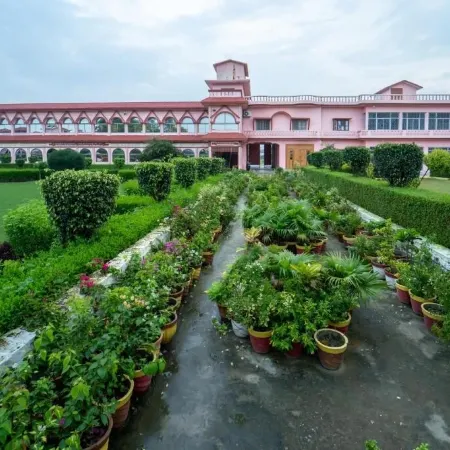 Omji Ashram - Udasin Sangat Rishi