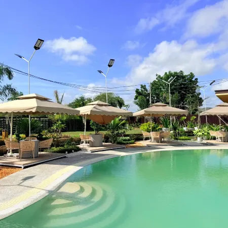 Farmfield Hotel