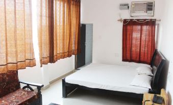 Hotel Tara Inn