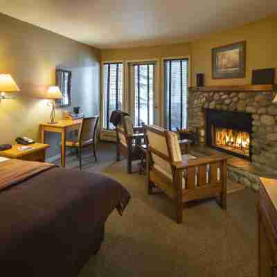 Buffalo Mountain Lodge Rooms