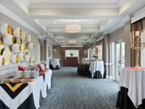 Holiday Inn VALDOSTA CONFERENCE CENTER by IHG Hotels in Lowndes County