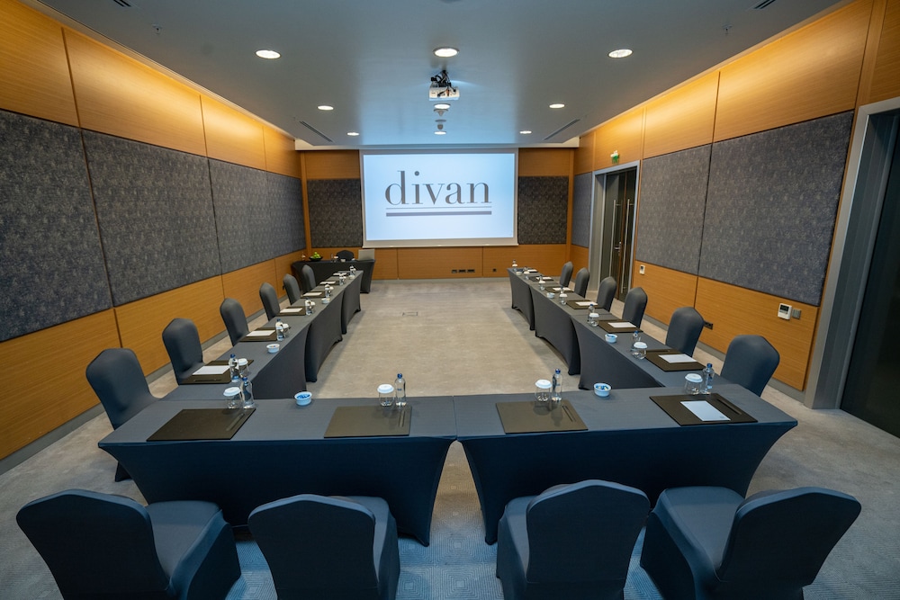 Divan Corlu