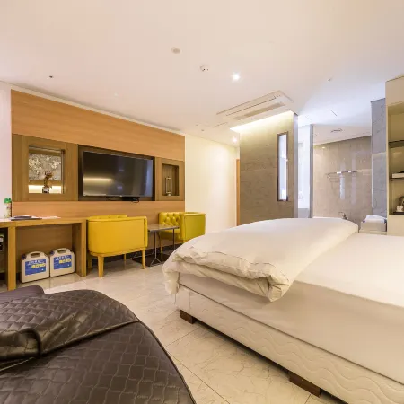Guwol Hotel
