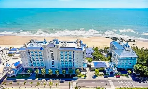 Lan Rung Beach Resort