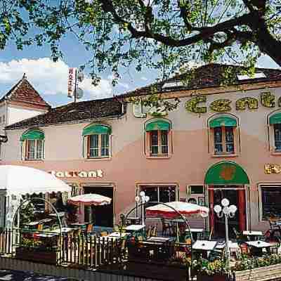 Logis Hôtel du Centre Hotel Exterior