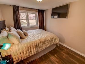 3Br Manitou Springs2Min to Restaurants W/Hot Tub!