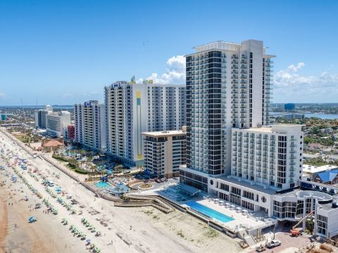 Daytona Grande Oceanfront Resort