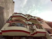 Vrinda Apartments | Rooms & Caretaker