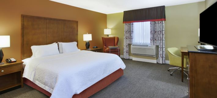Hampton Inn & Suites Wichita-Northeast Hotels in Wichita