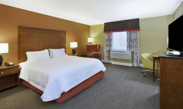 Hampton Inn & Suites Wichita-Northeast