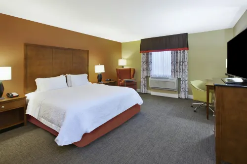 Hampton Inn & Suites Wichita-Northeast - Pools