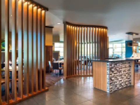 DoubleTree by Hilton San Francisco Airport North Bayfront Hotel di San Mateo County