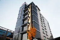 Geojedo Gohyeon Pharaoh Hotel