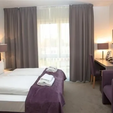 Goethe Hotel Business Frankfurt Отели рядом с достопримечательностью «Аквапарк "Ребштокбад"»