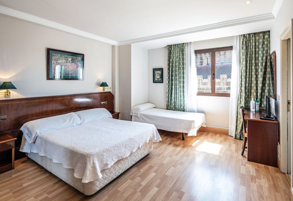 Hotel Torrebillela