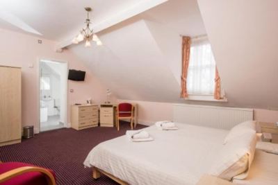 Standard Double Room Rewley House University of Oxford Photo