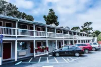 Pelican Inn Monterey - parking