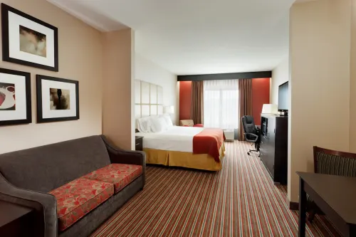Holiday Inn Express & Suites York NE - Market Street Hotels in Springettsbury Township