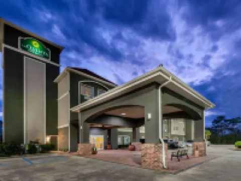 La Quinta Inn & Suites by Wyndham Broussard - Lafayette Area Hotels in Broussard