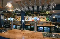 Waterside - bar