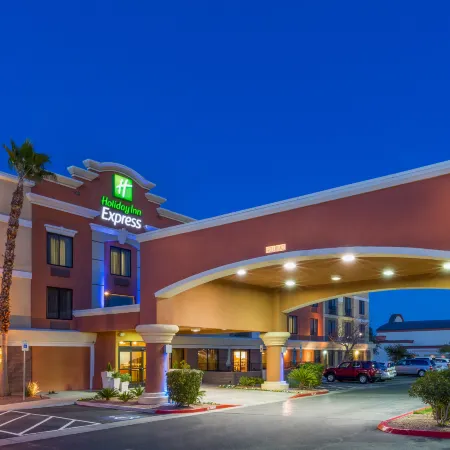Holiday Inn Express & Suites HENDERSON by IHG