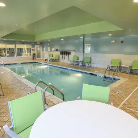 Holiday Inn Express & Suites RICHWOOD - CINCINNATI SOUTH by IHG