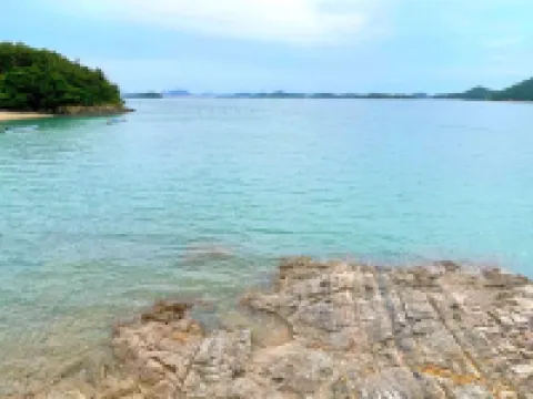 Muan Hae Beach Naru Pension 務安のホテル