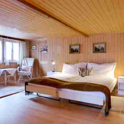Chalet Esther Rooms