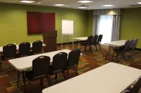 Holiday Inn Express & Suites Starkville