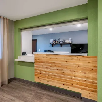 WoodSpring Suites Brunswick