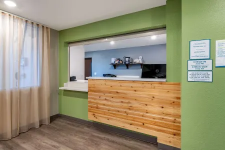 WoodSpring Suites Brunswick