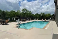 La Quinta Inn & Suites by Wyndham San Antonio Seaworld/Lafb - piscine