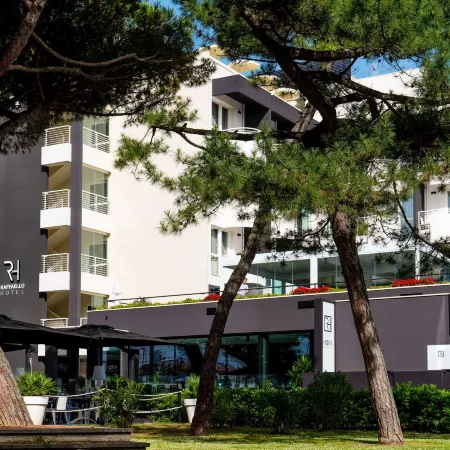 Raffaello Hotel & Mooka Restaurant